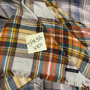 NWOT-blanket scarf. Fraas brand from dillards.